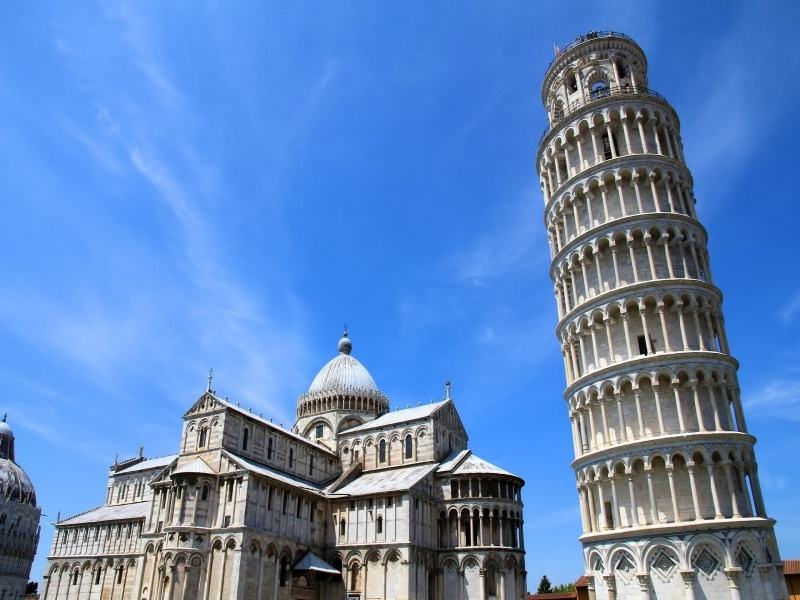 世界十大奇迹建筑,也是十大现存的建筑(中国长城排第一)